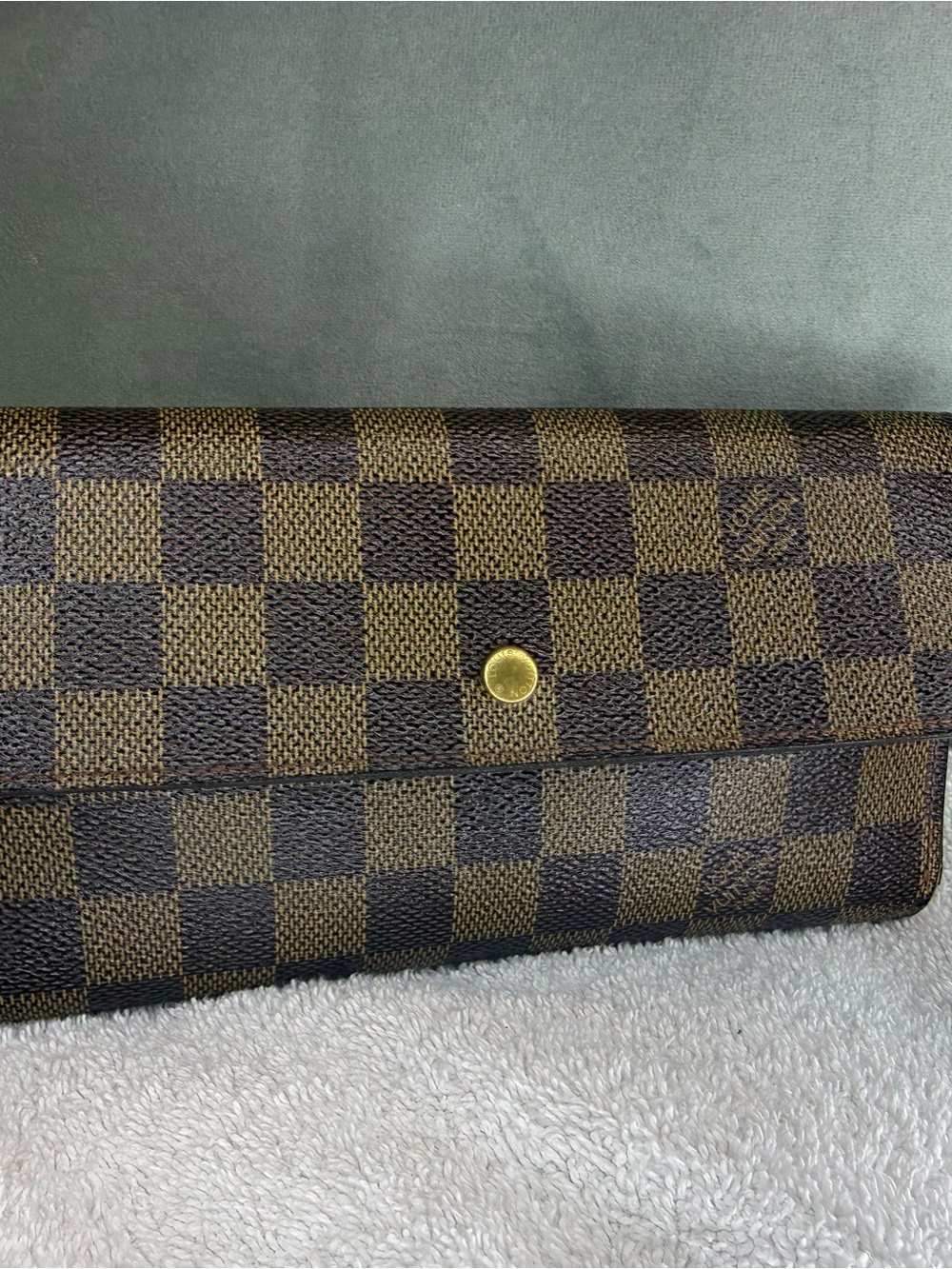 Louis Vuitton Brown International Wallet with Gold Button